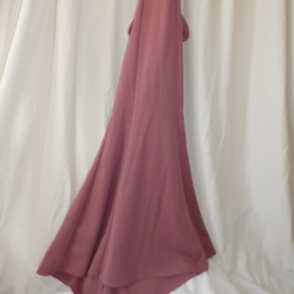 Evening Gown - Picture 2 of 4